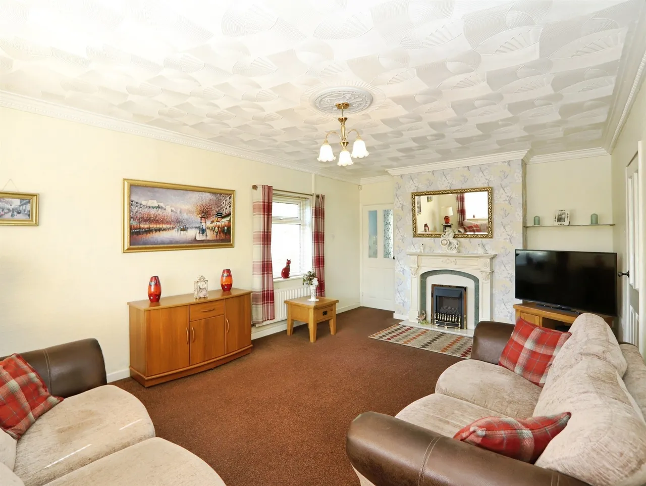 The Walk, Hengoed, CF82, photo 4