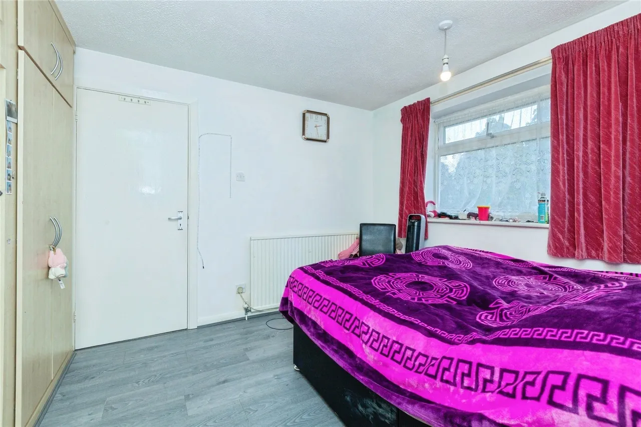 Coles Close, Rushey Mead, LE4, photo 8