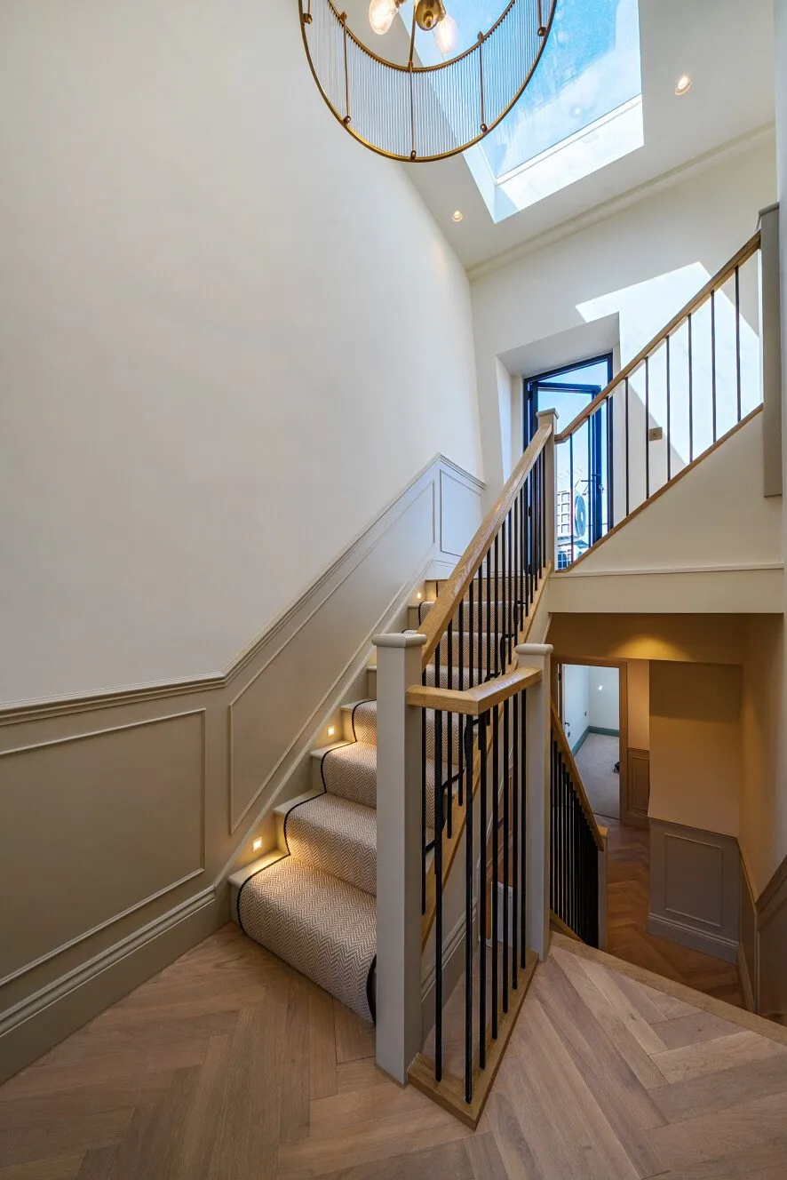Lower Richmond Road, London, SW15, photo 10