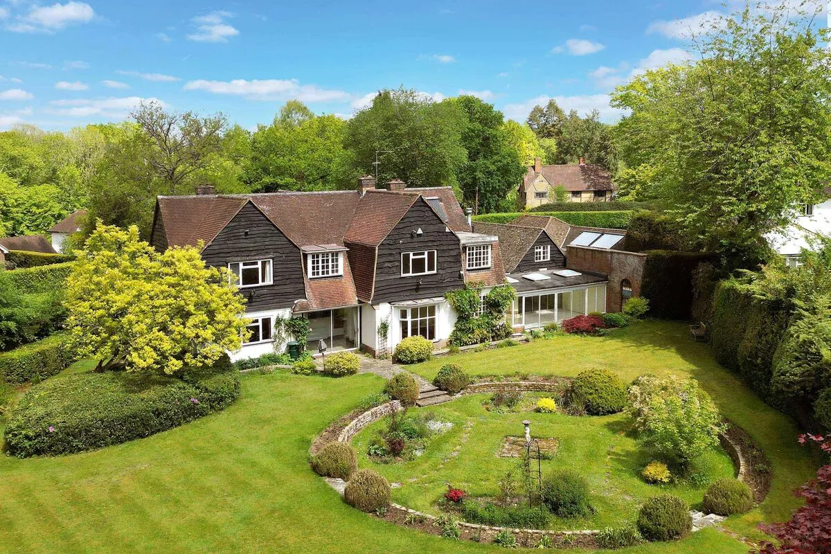 5 bed house for sale, Frithsden Copse, Potten End, HP4
