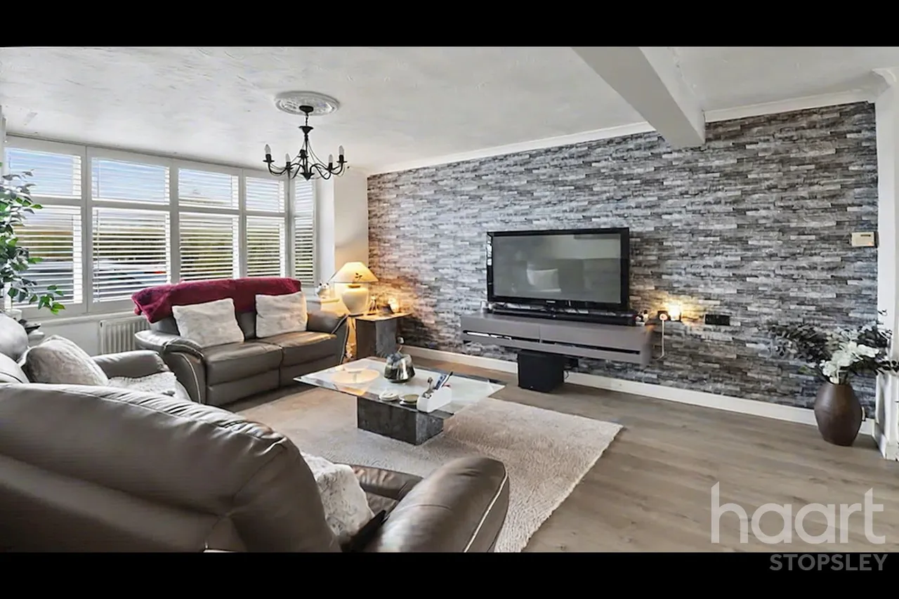 Stapleford Road, Luton, LU2, photo 2