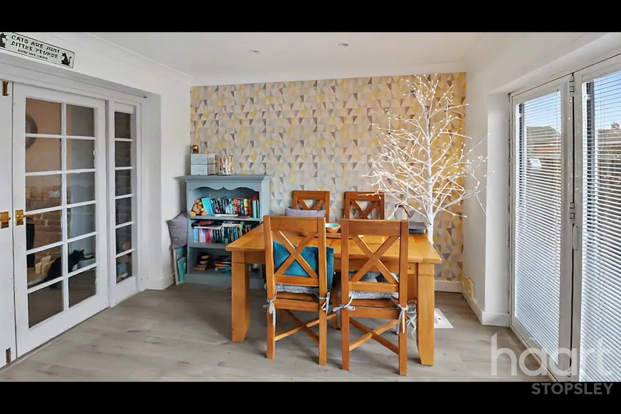 Stapleford Road, Luton, LU2, photo 16