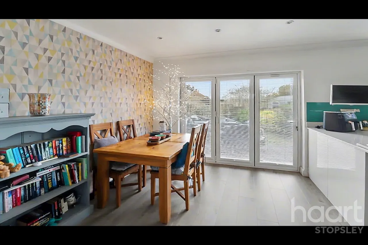 Stapleford Road, Luton, LU2, photo 9