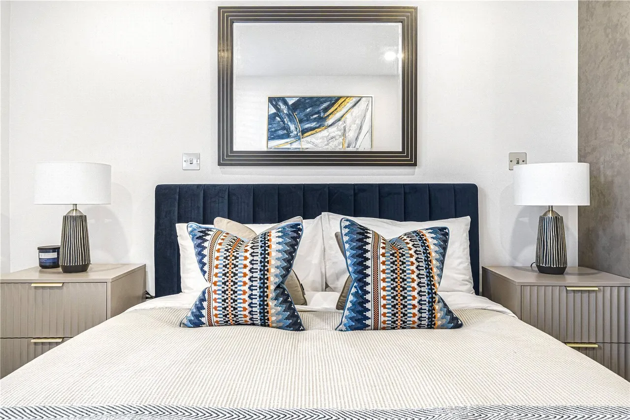 Church Grove, Hampton Wick, KT1, photo 11
