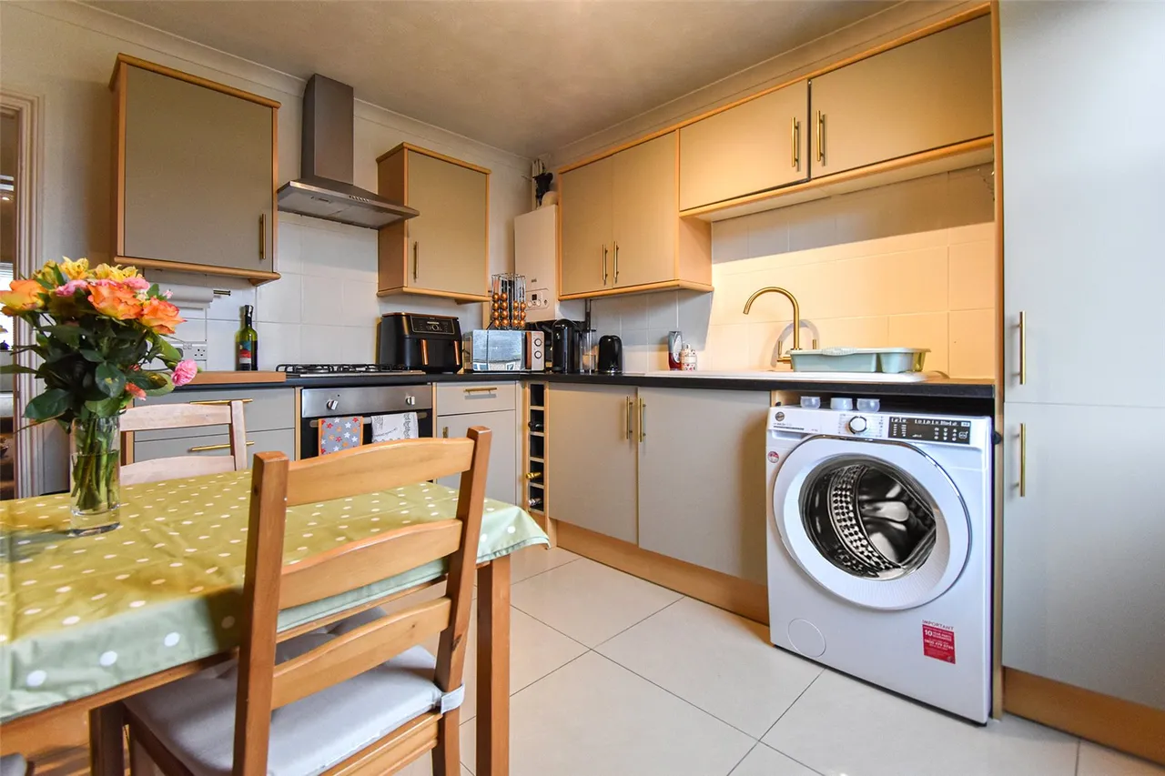 St. Michaels Road, Aldershot, Hampshire, GU12 4JJ, photo 4