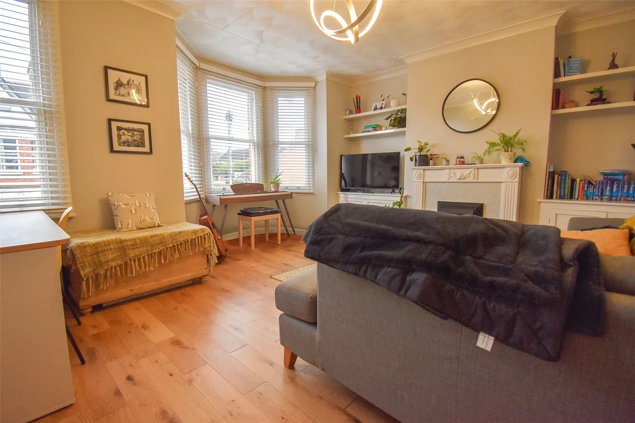 St. Michaels Road, Aldershot, Hampshire, GU12 4JJ, photo 11