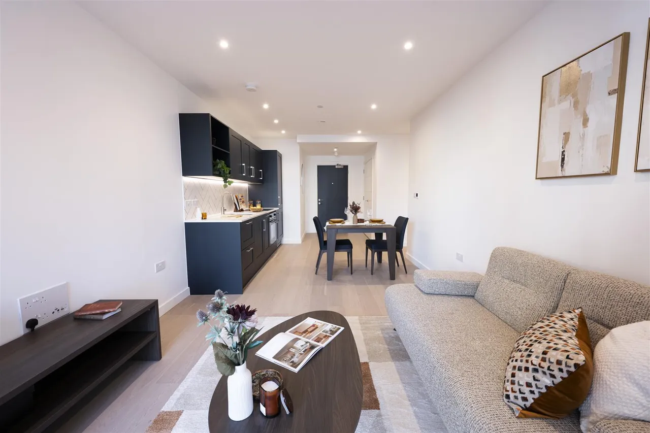 Fulton Road, Wembley, HA9, photo 34