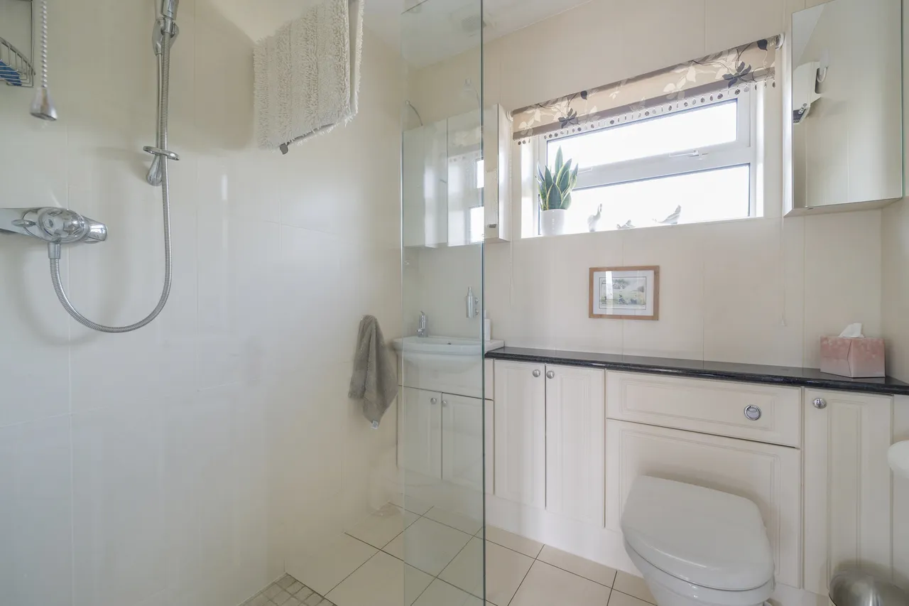 Oakridge Lynch, Stroud, GL6, photo 11