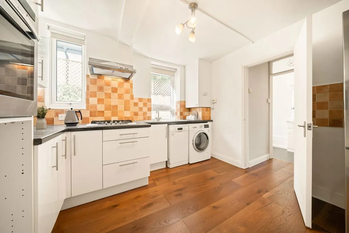 Spencer Road, W4, photo 3