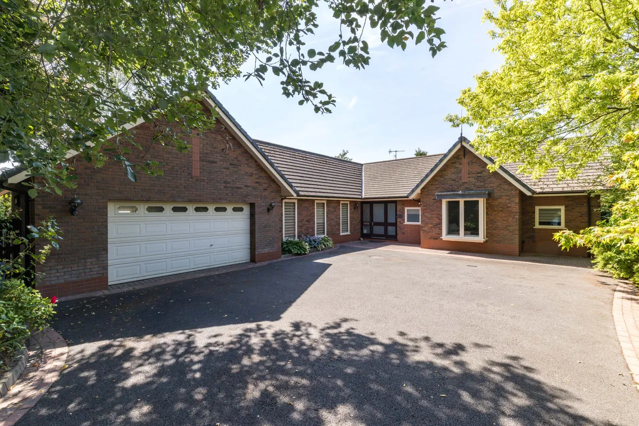5 bed house for sale, The Common, Parbold, WN8