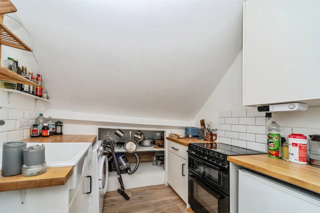 Clapham Road, Bedford, photo 6