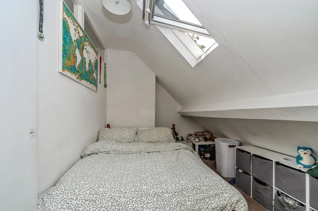 Clapham Road, Bedford, photo 9