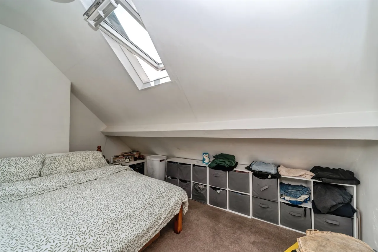Clapham Road, Bedford, photo 8