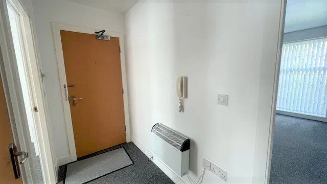 Naylor Road, Ellesmere Port, CH66, photo 6