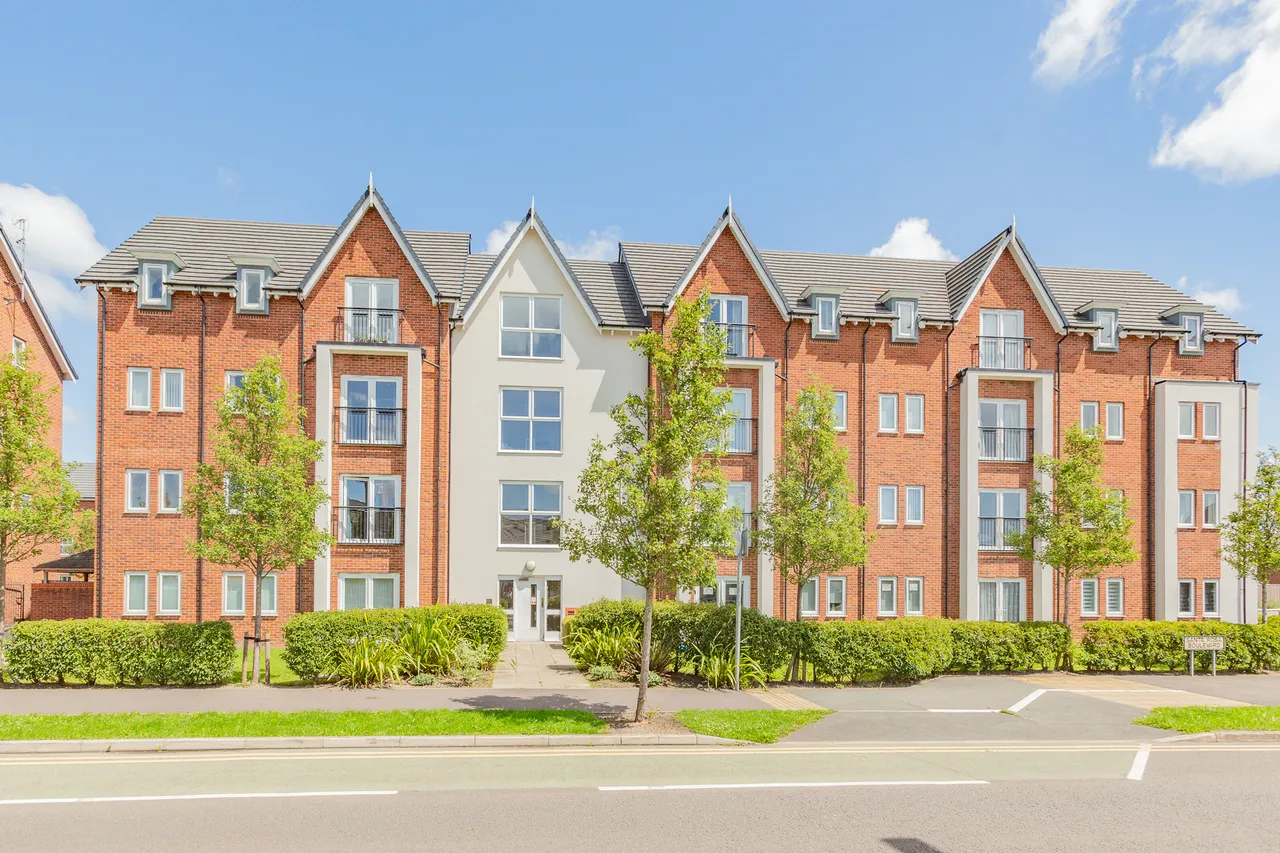 2 bed flat to rent, Louisiana Drive, Great Sankey, WA5