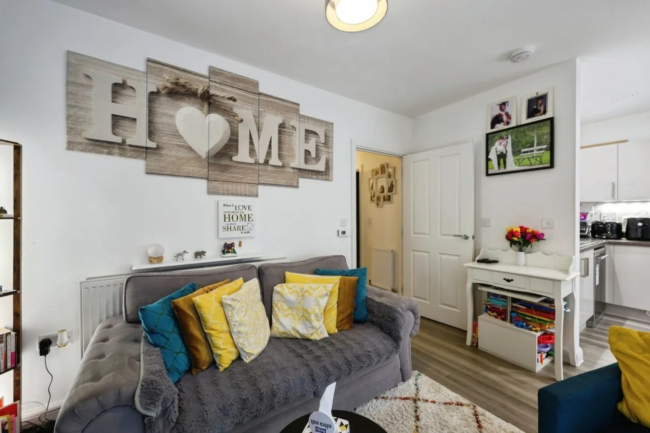 London Road, Wallington, SM6, photo 9