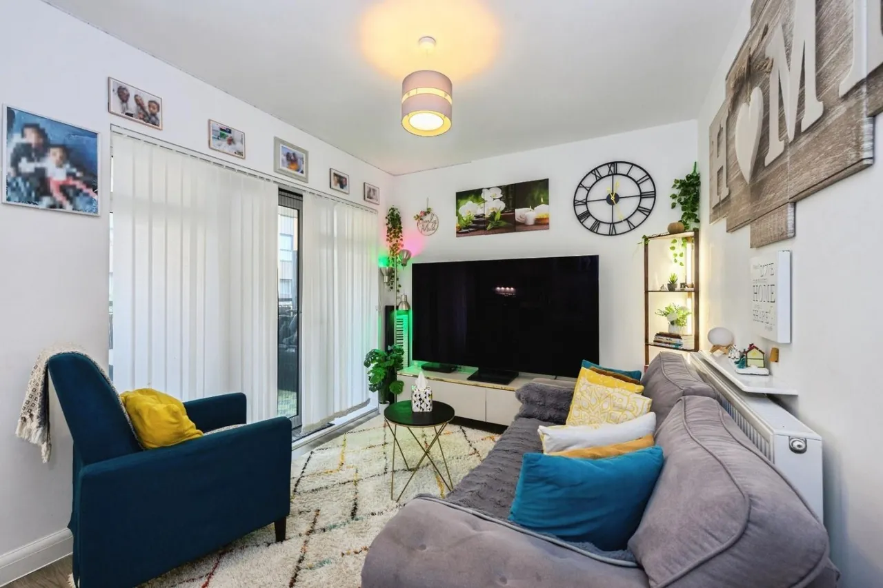 London Road, Wallington, SM6, photo 8
