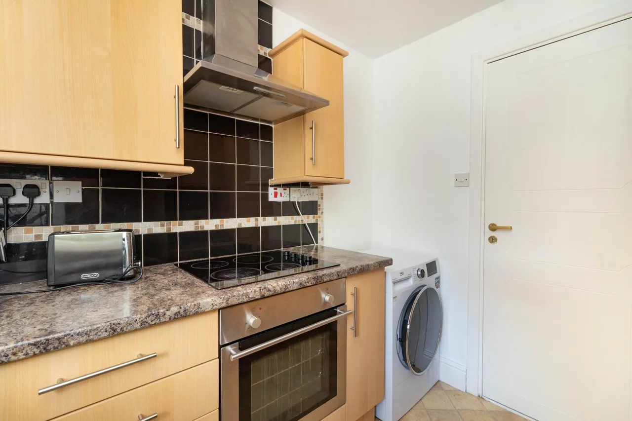 Auchterhouse, Dundee, DD3, photo 8