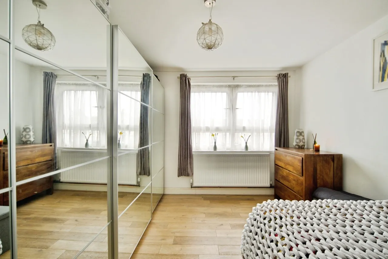 The Birches, Station Road, London, E12, photo 14