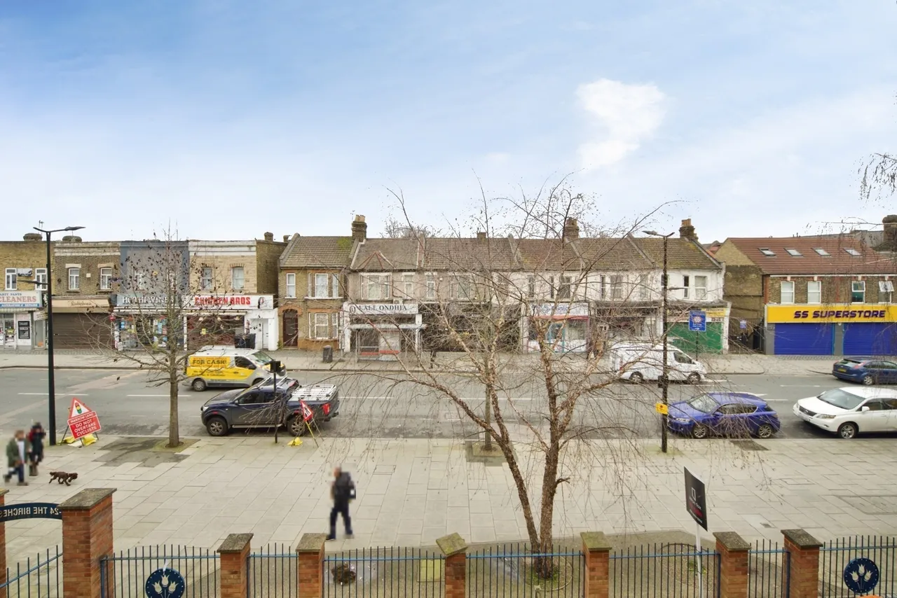The Birches, Station Road, London, E12, photo 19