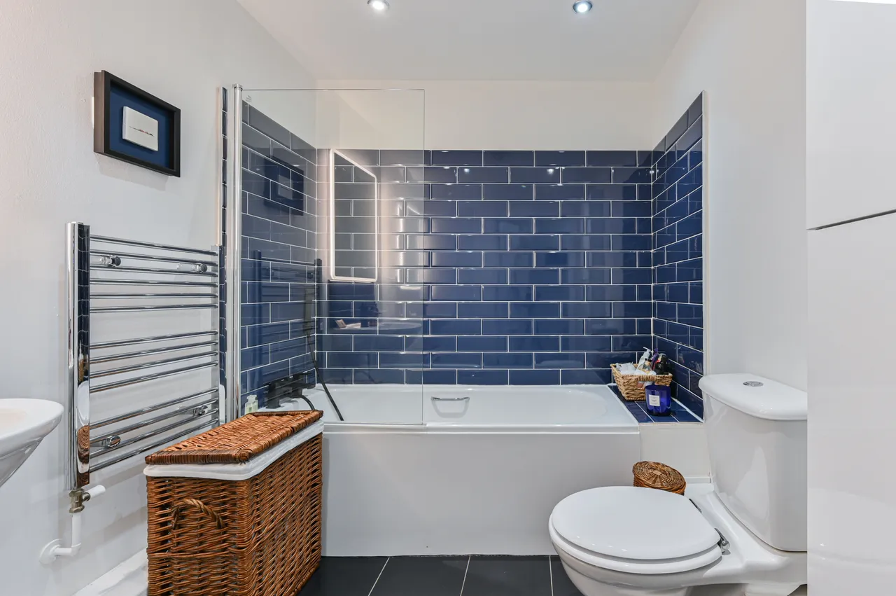 21 William Court, 36 Chalfont Road, London, photo 8