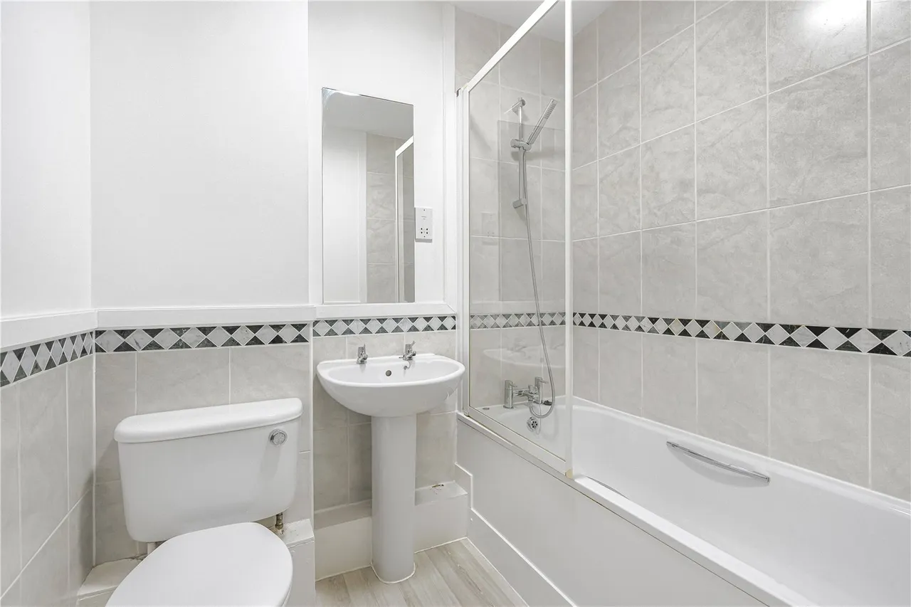 Kew Road, Richmond, TW9, photo 12