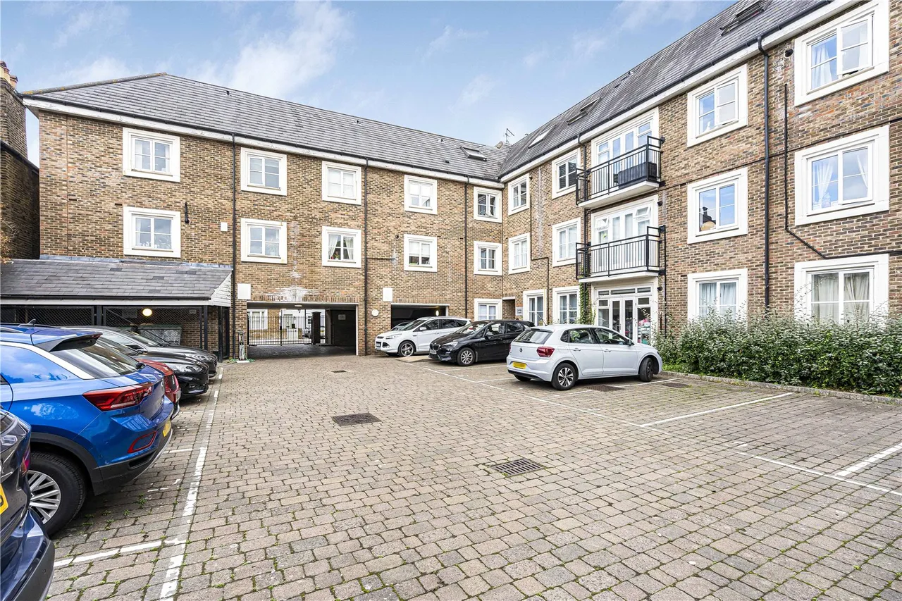 Kew Road, Richmond, TW9, photo 19