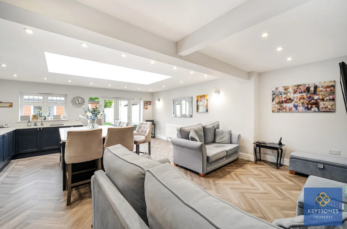 Moray Close, Romford, RM1, photo 11