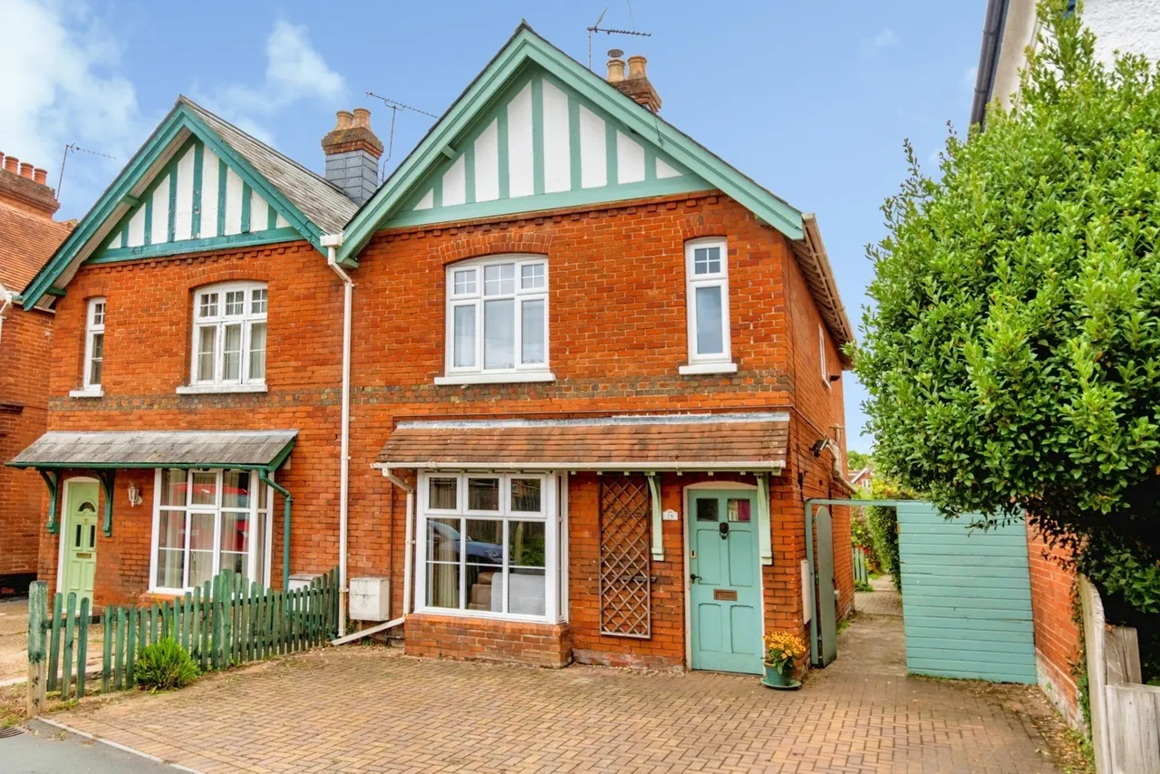 3 bed house for sale, Romsey Road, Lyndhurst, SO43