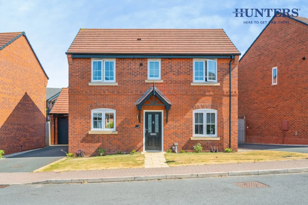 3 bed house for sale — Faraday Road, Streethay, Lichfield