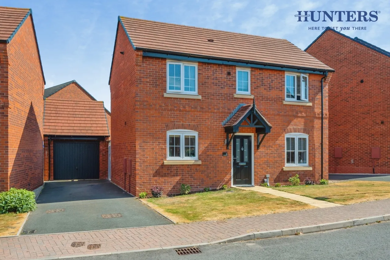 Faraday Road, Streethay, Lichfield, photo 2