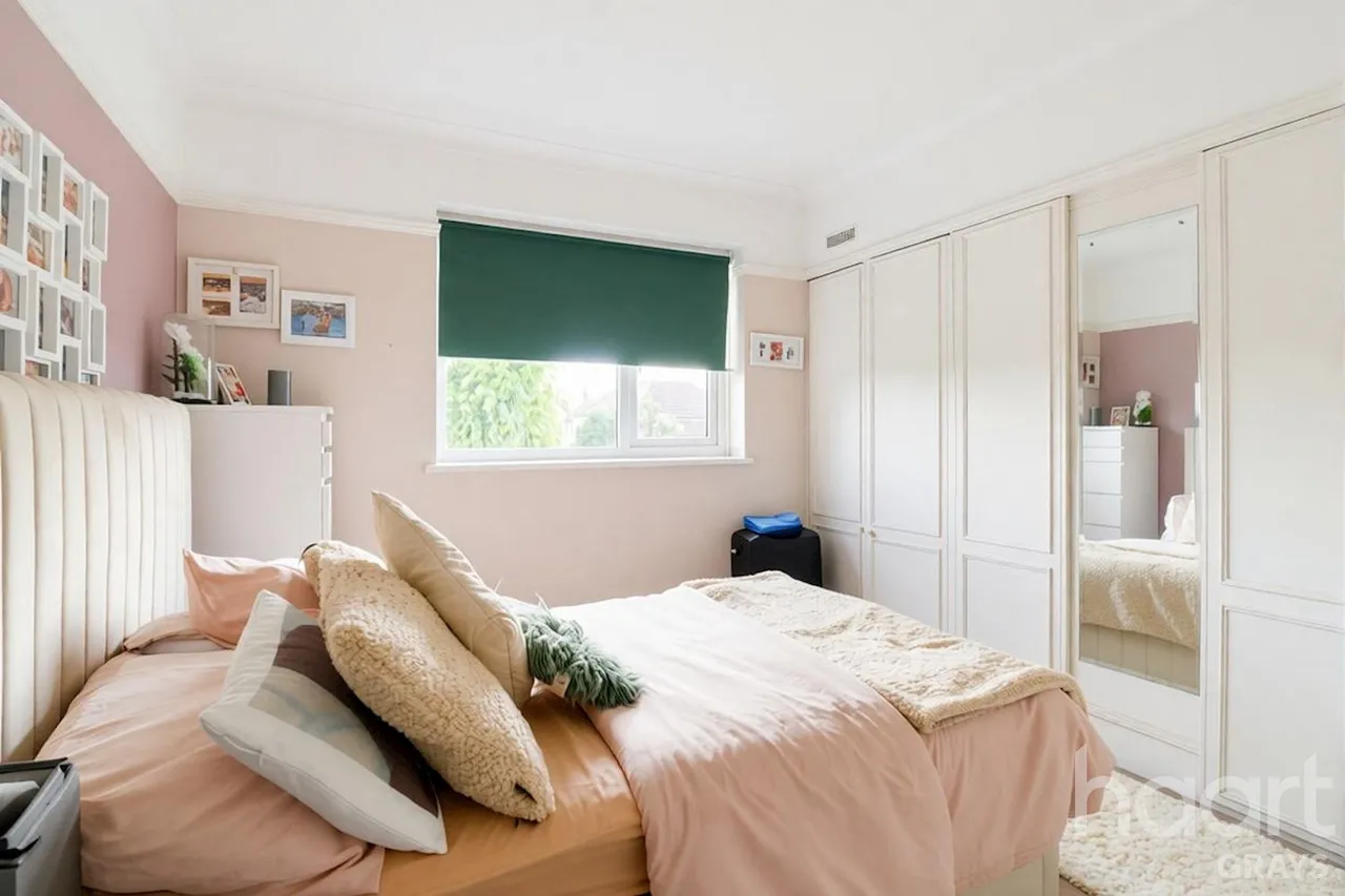 Heathview Road, Grays, RM16, photo 11