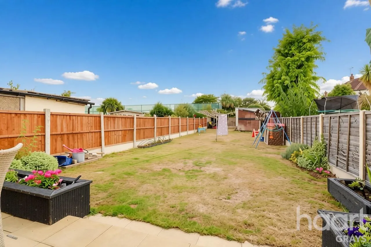Heathview Road, Grays, RM16, photo 16