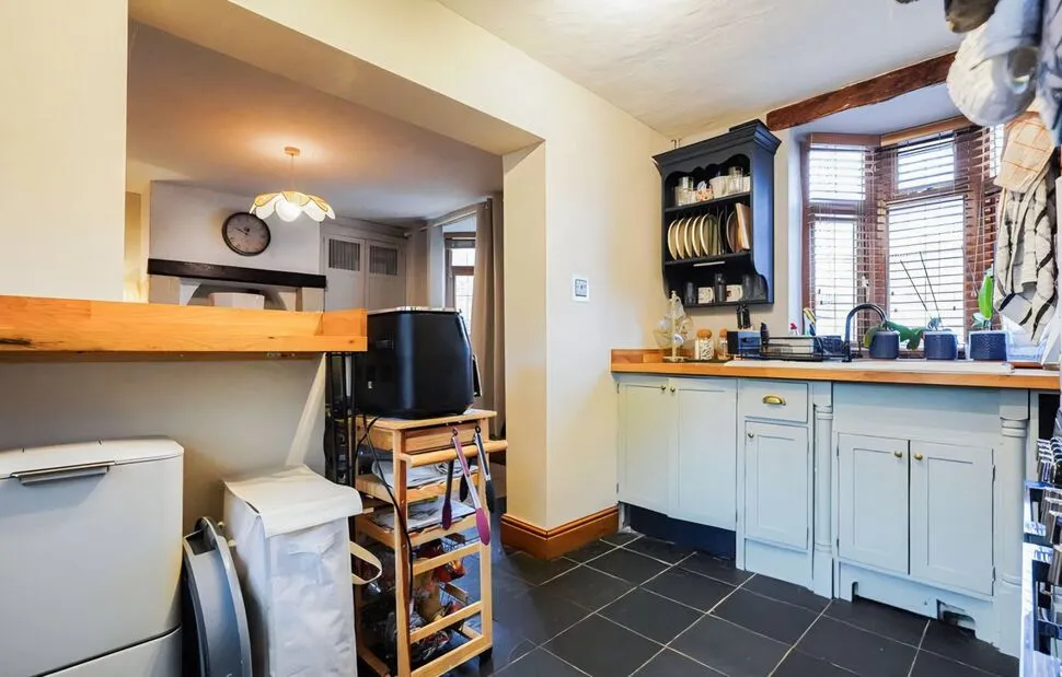 Castle Road, Hartshill, Warwickshire, CV10, photo 12