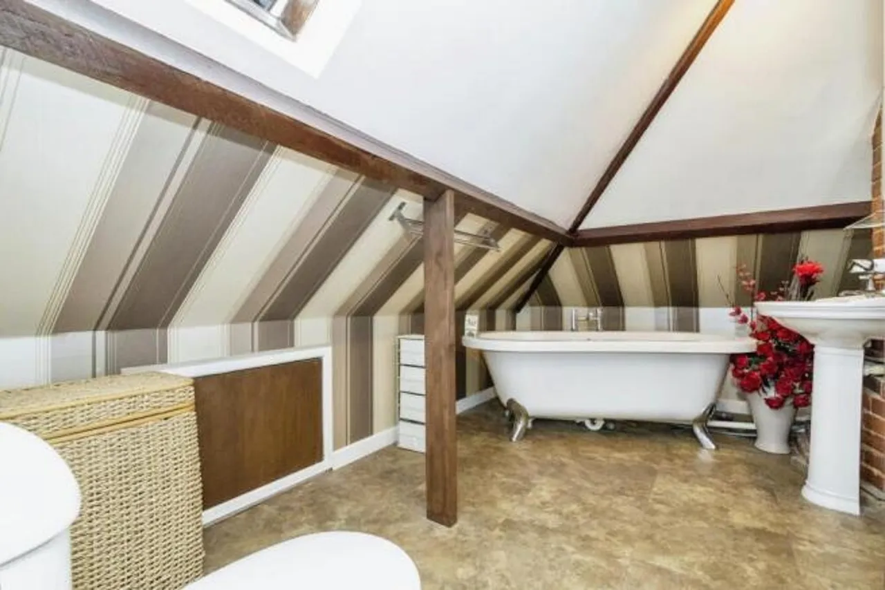 Cross Way, Havant, PO9, photo 14