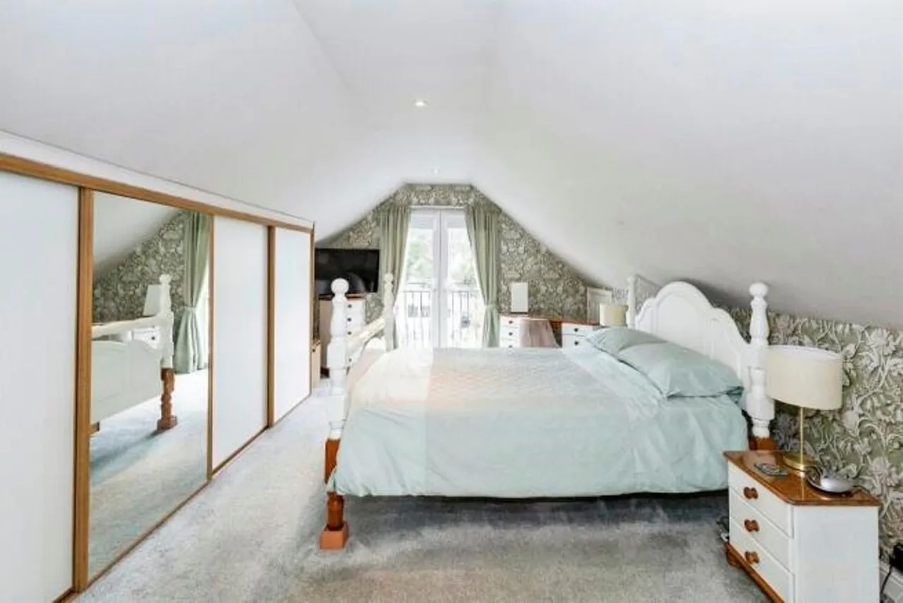 Cross Way, Havant, PO9, photo 11