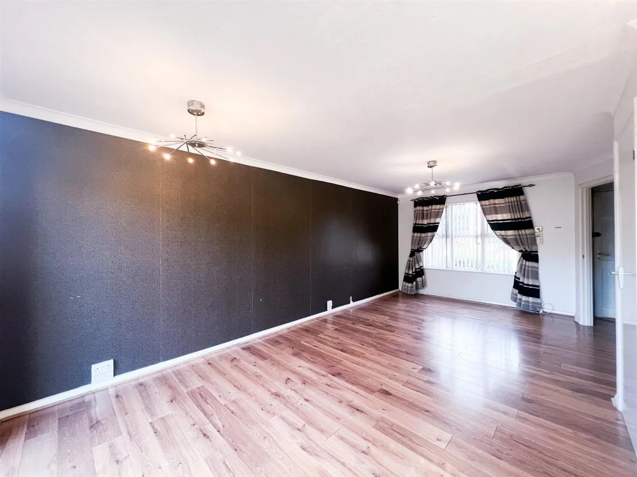 Hookstone Way, Woodford Green, Woodford Green, IG8 7LF, photo 3