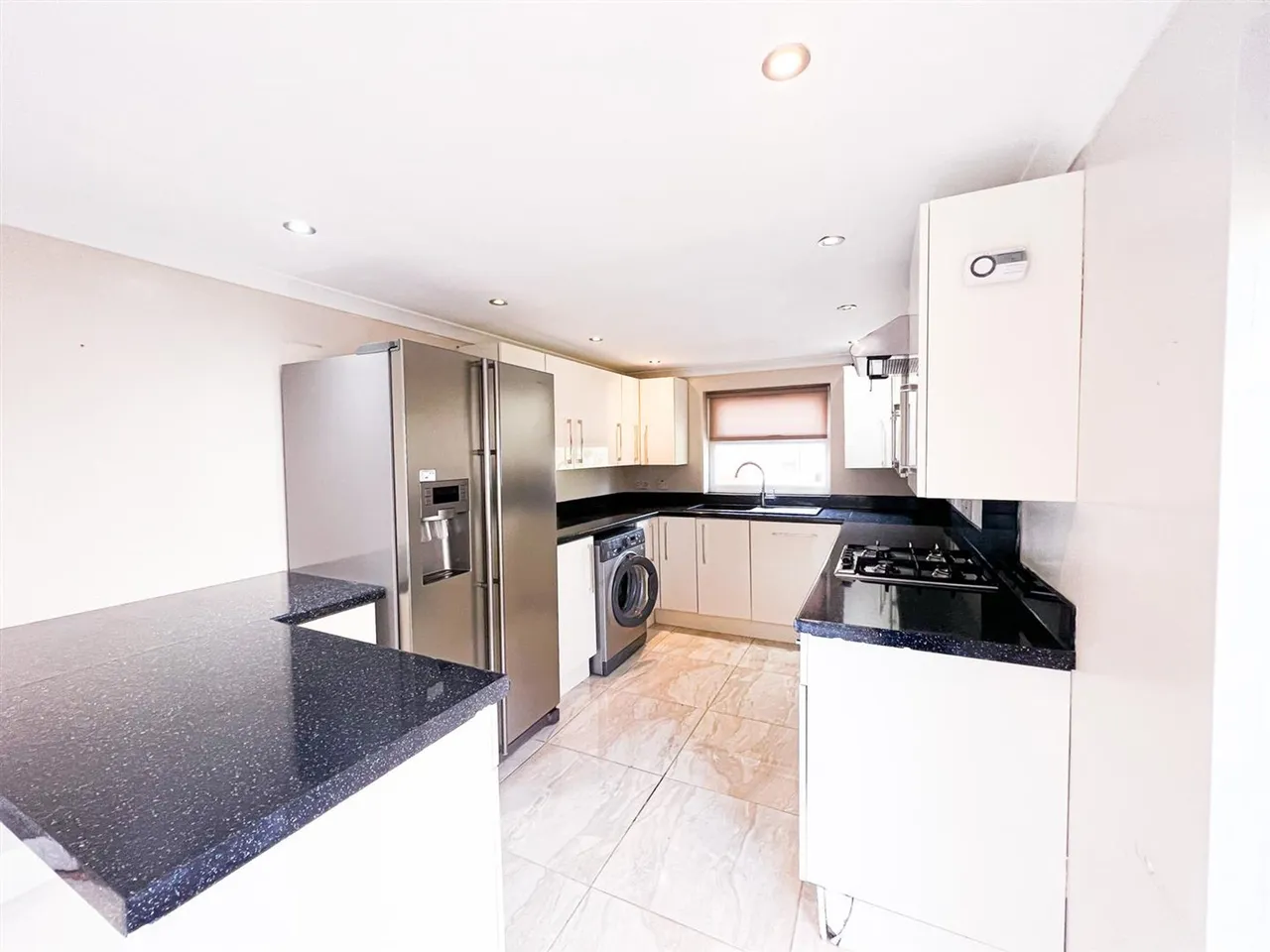 Hookstone Way, Woodford Green, Woodford Green, IG8 7LF, photo 4