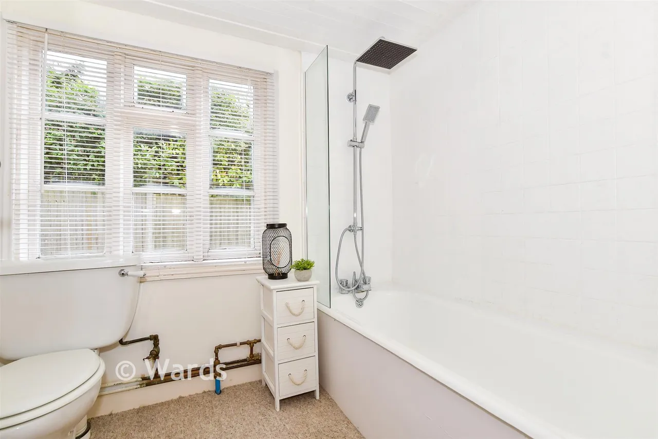 West Street, Harrietsham, ME17, photo 9