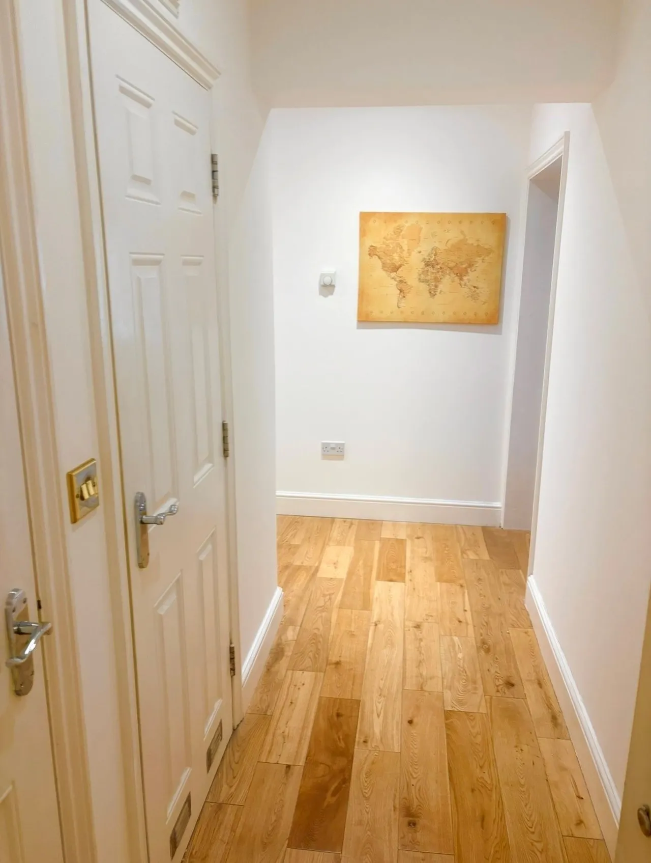 Epsom Road, Leatherhead, KT22, photo 14