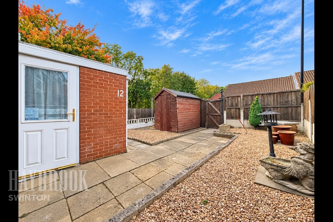 Thirsk Close, Denaby Main, photo 12