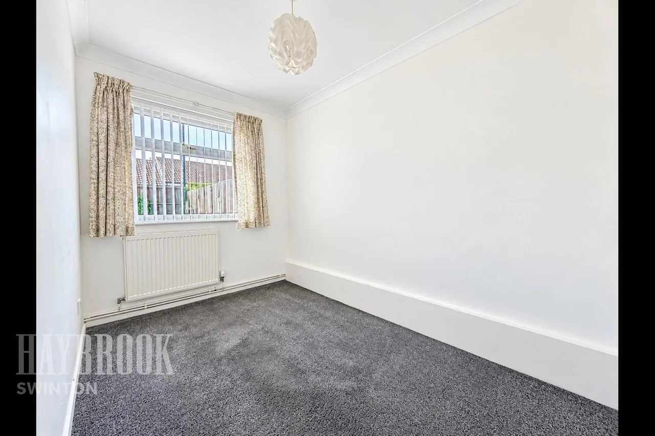 Thirsk Close, Denaby Main, photo 9