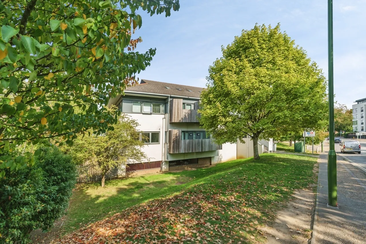 North Street, Horsham, RH13, photo 16