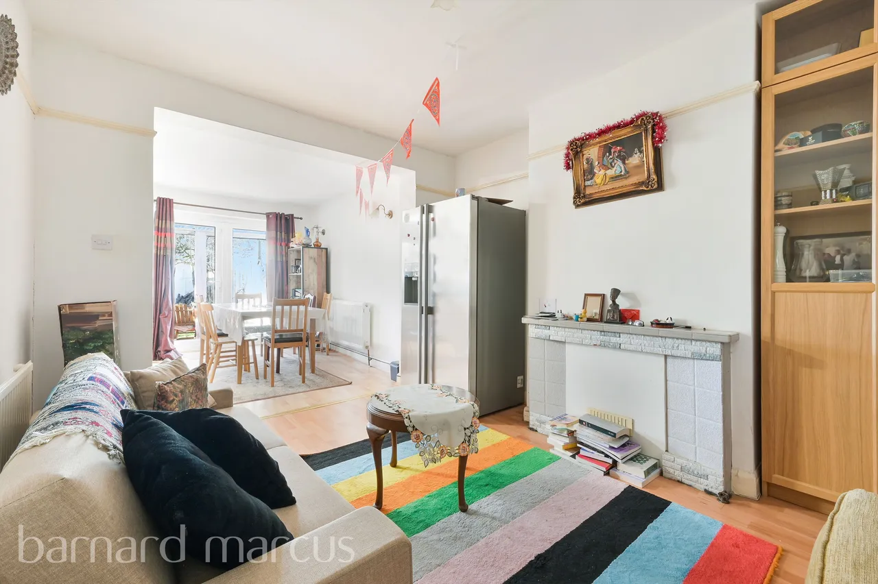 Farm Road, Morden, SM4, photo 2