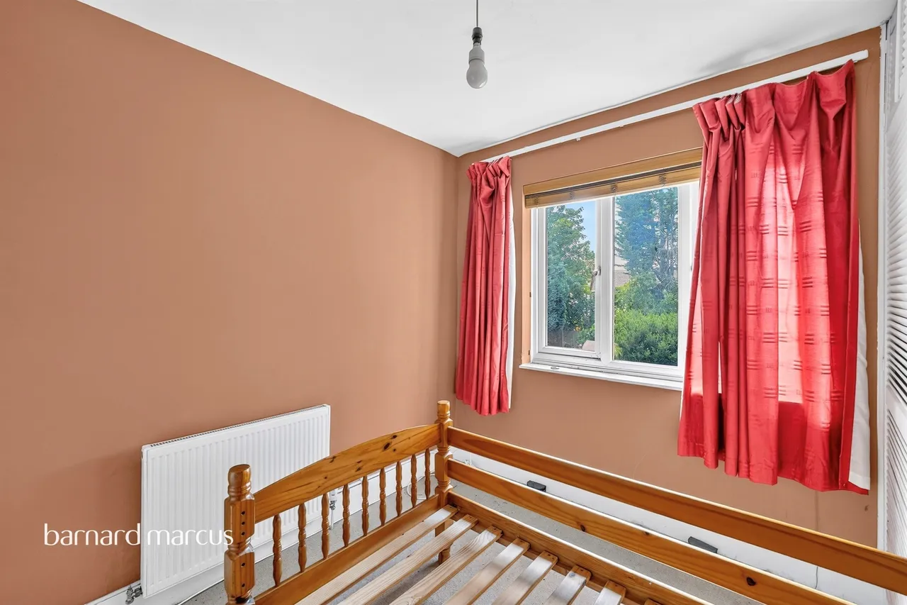 Dalton Avenue, Mitcham, CR4, photo 20