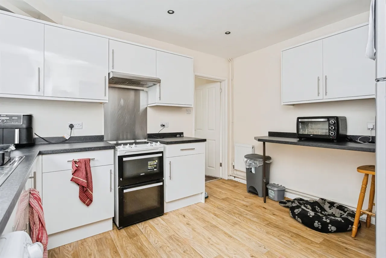 Washington Road, Haywards Heath, photo 8