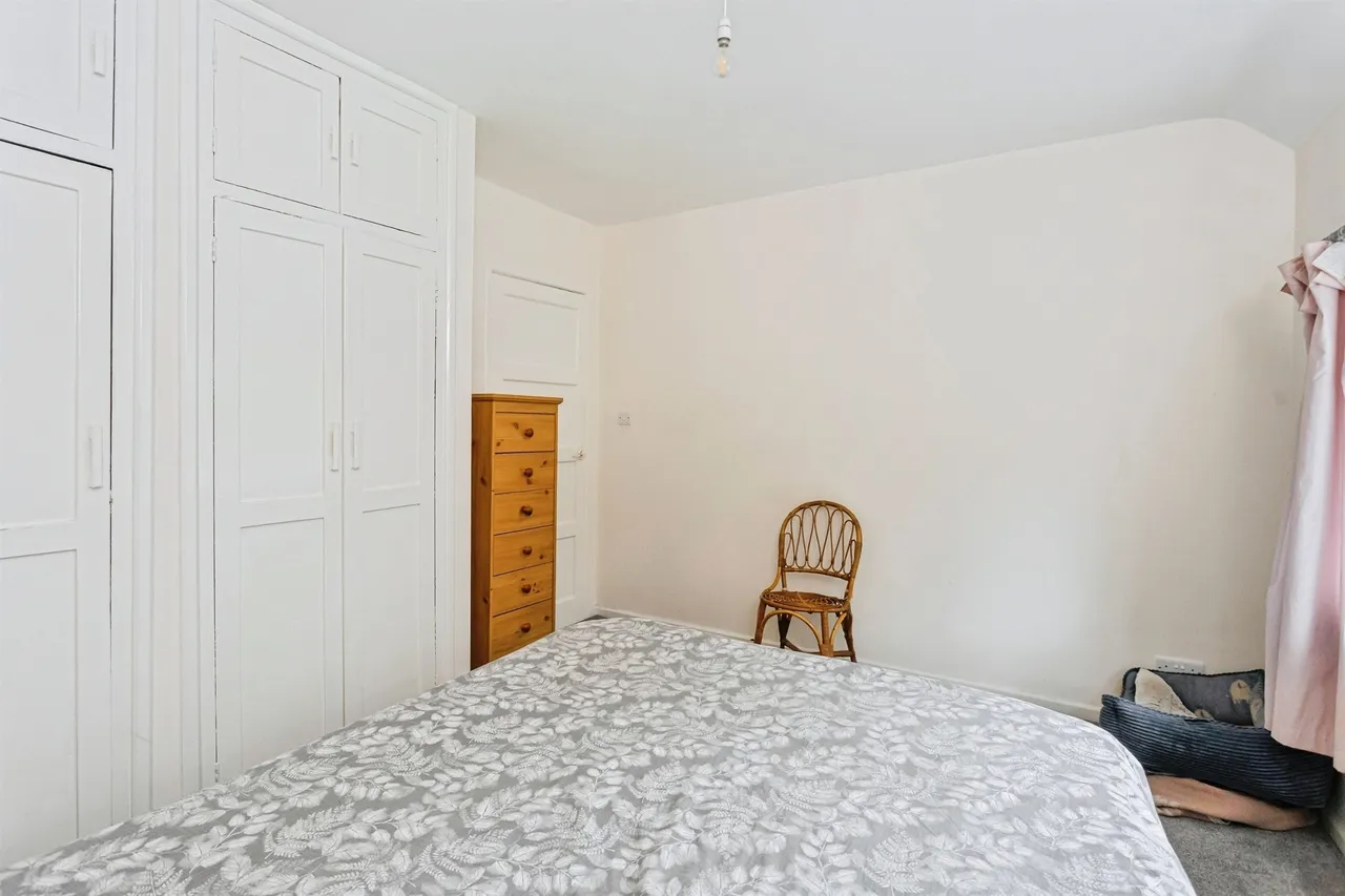 Washington Road, Haywards Heath, photo 12