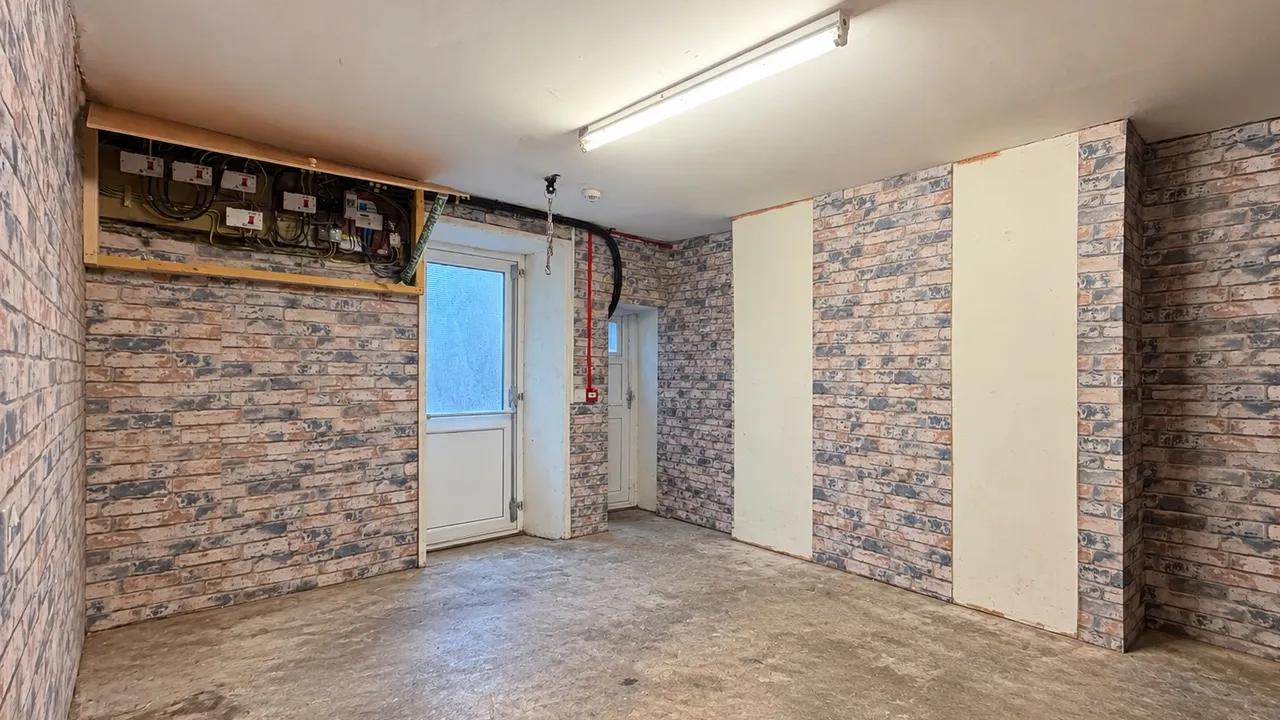 Greenfields Marine Parade, Barmouth, LL42, photo 11