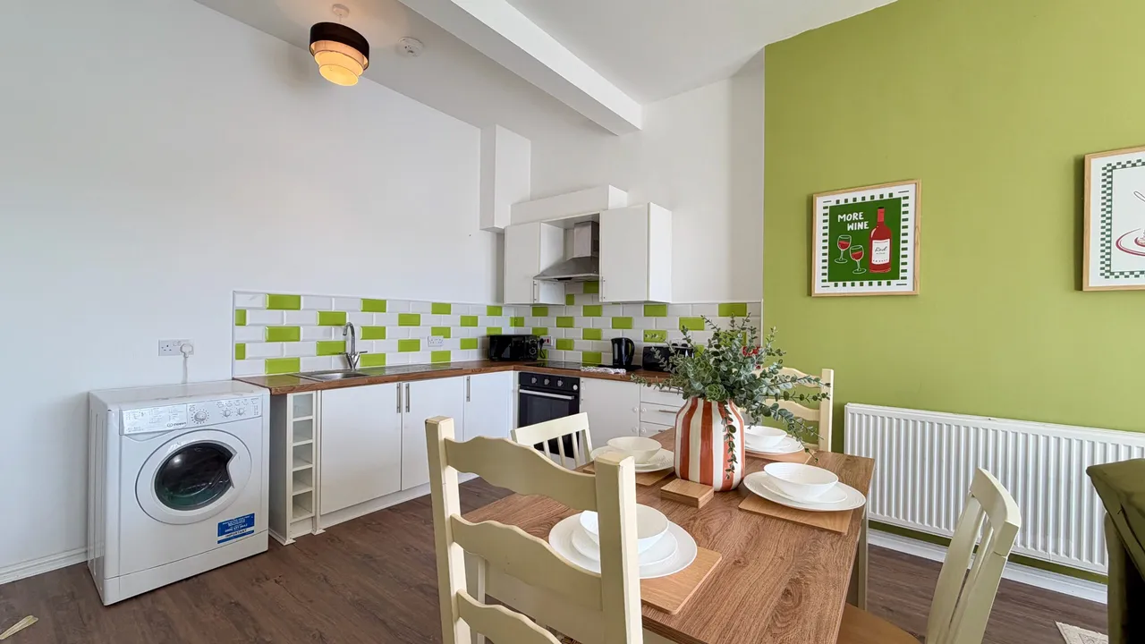 Greenfields Marine Parade, Barmouth, LL42, photo 4