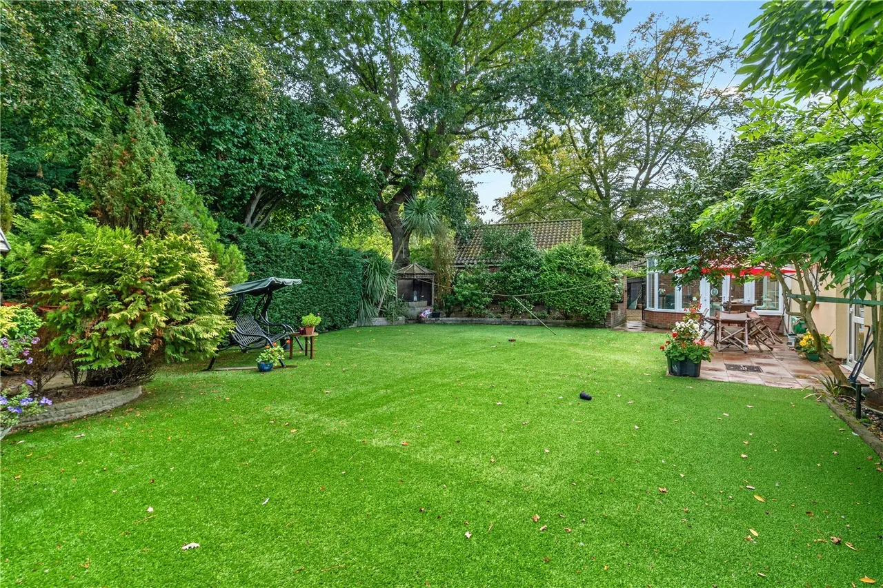 The Avenue, Wroxham, Norwich, NR12, photo 12